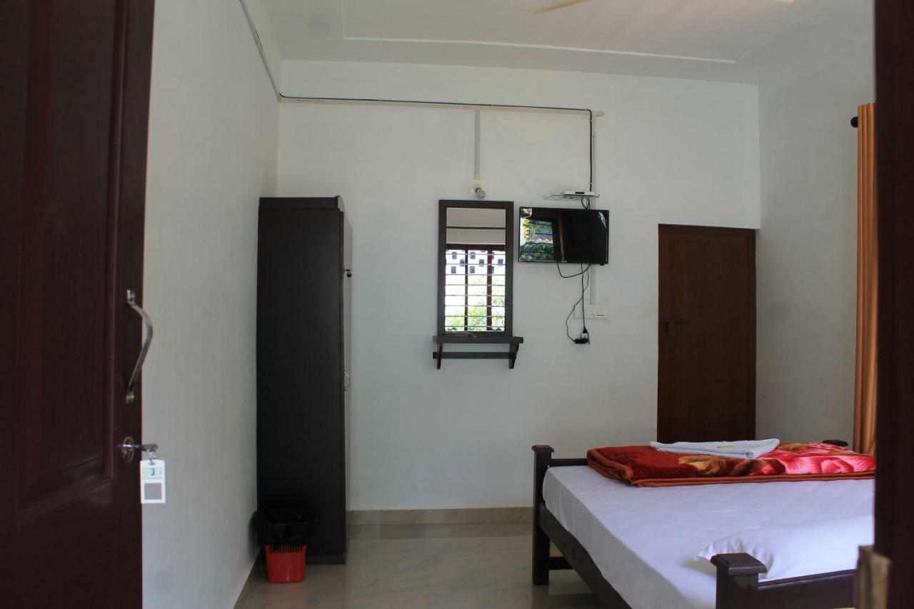 Woodside Homestay Wayanad Batheri Eksteriør bilde