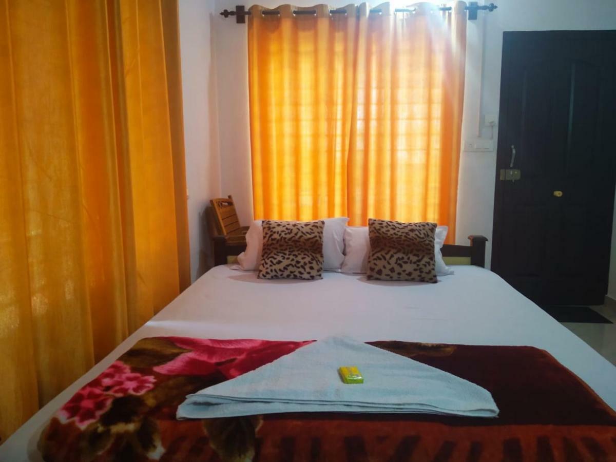 Woodside Homestay Wayanad Batheri Eksteriør bilde