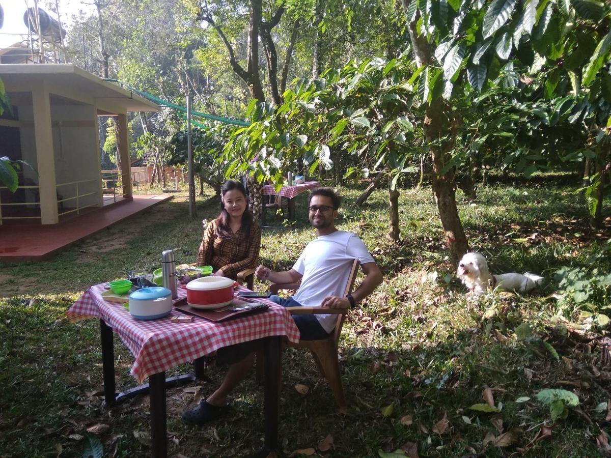 Woodside Homestay Wayanad Batheri Eksteriør bilde